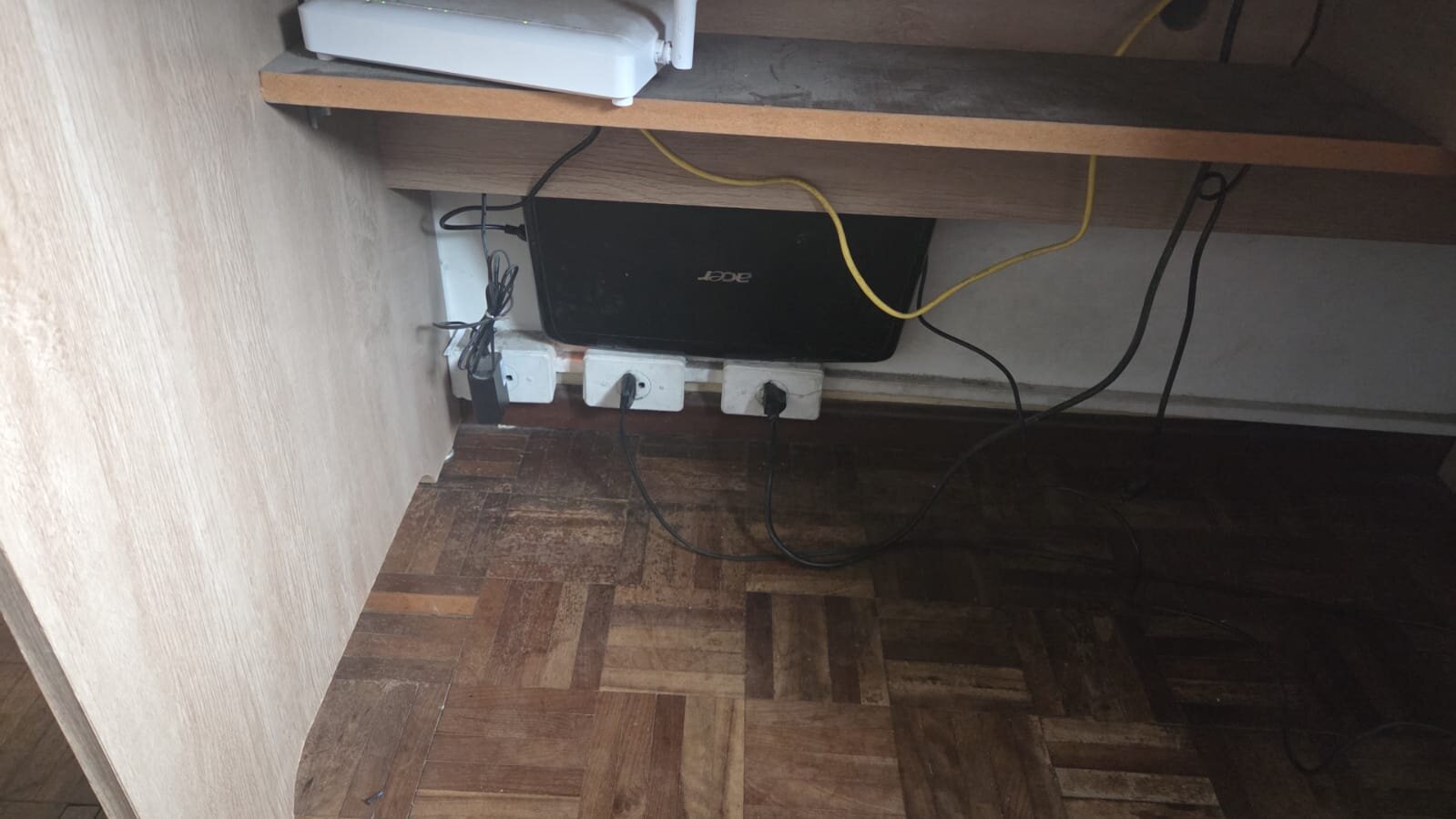 the actual server, living under a shelf